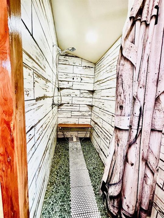 Под контрактом: $450,000 (2 спален, 2 ванн, 1344 Квадратных фут)