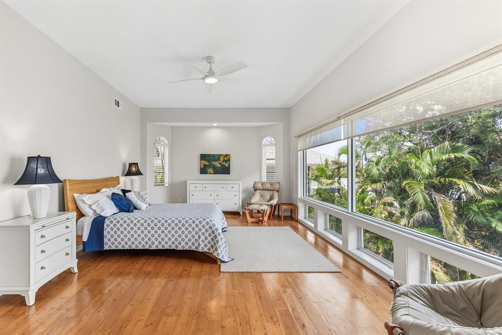 待售: $980,000 (3 贝兹, 2 浴室, 2440 平方英尺)