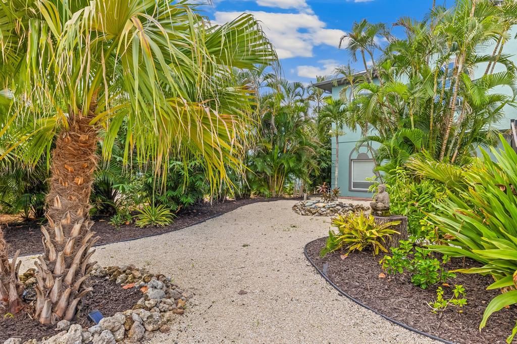 待售: $980,000 (3 贝兹, 2 浴室, 2440 平方英尺)