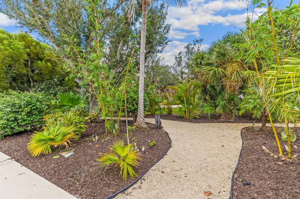 待售: $980,000 (3 贝兹, 2 浴室, 2440 平方英尺)