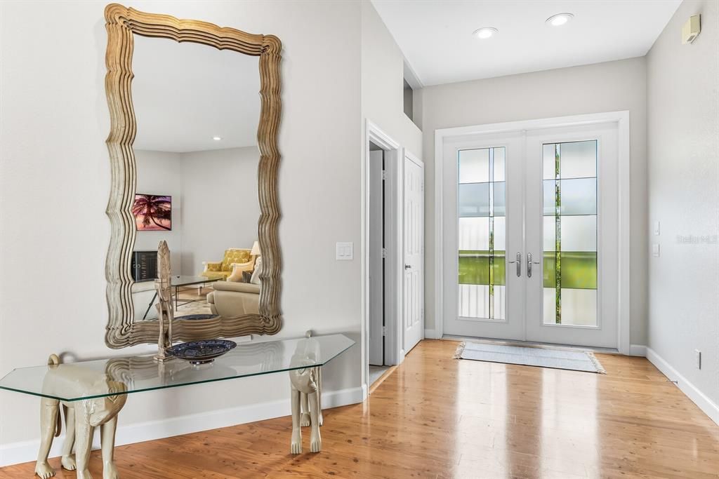 待售: $980,000 (3 贝兹, 2 浴室, 2440 平方英尺)