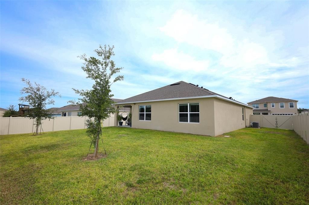 出租: $2,650 (4 贝兹, 2 浴室, 1828 平方英尺)