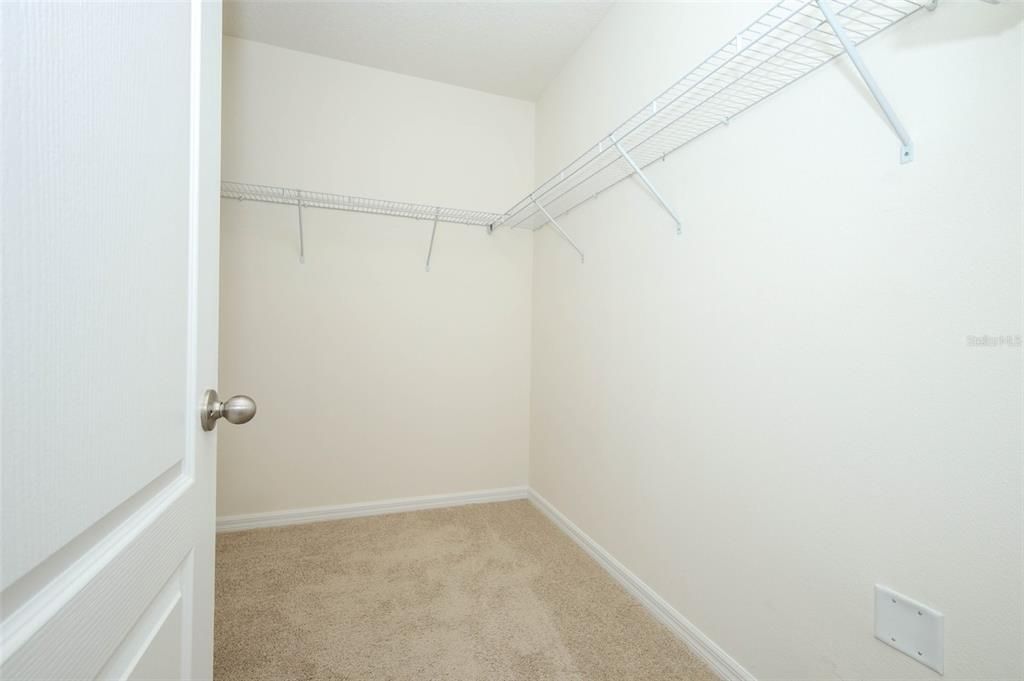 出租: $2,650 (4 贝兹, 2 浴室, 1828 平方英尺)