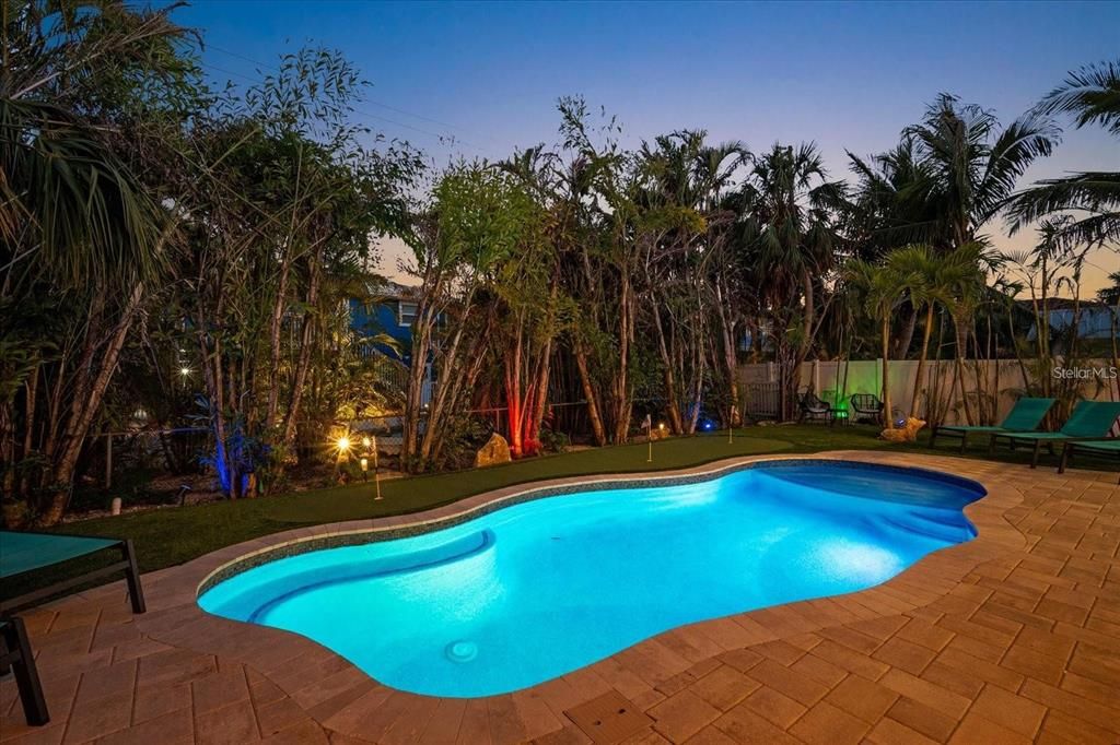 待售: $2,690,000 (4 贝兹, 3 浴室, 2153 平方英尺)