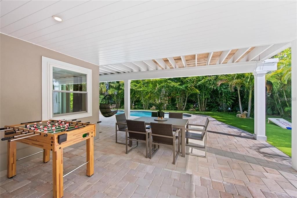 待售: $2,690,000 (4 贝兹, 3 浴室, 2153 平方英尺)