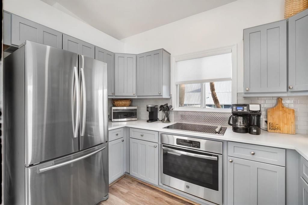 待售: $2,690,000 (4 贝兹, 3 浴室, 2153 平方英尺)