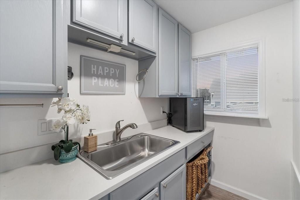 待售: $2,690,000 (4 贝兹, 3 浴室, 2153 平方英尺)