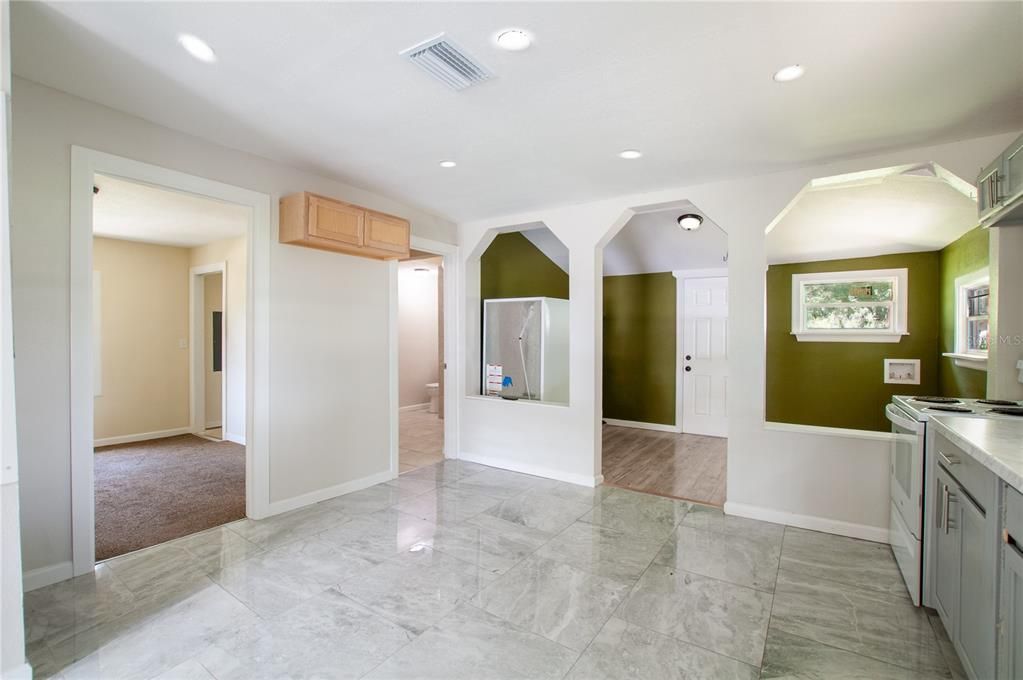 En Venta: $215,000 (2 camas, 2 baños, 900 Pies cuadrados)