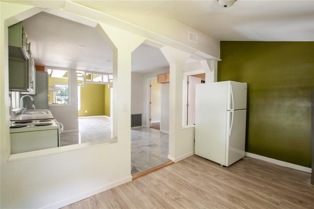 En Venta: $215,000 (2 camas, 2 baños, 900 Pies cuadrados)