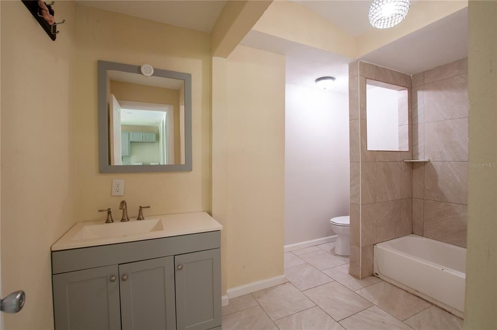 En Venta: $215,000 (2 camas, 2 baños, 900 Pies cuadrados)