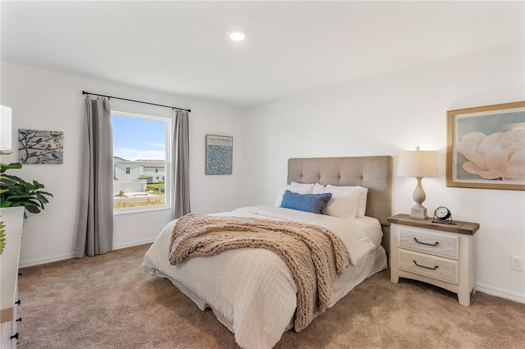 待售: $235,900 (3 贝兹, 2 浴室, 1731 平方英尺)