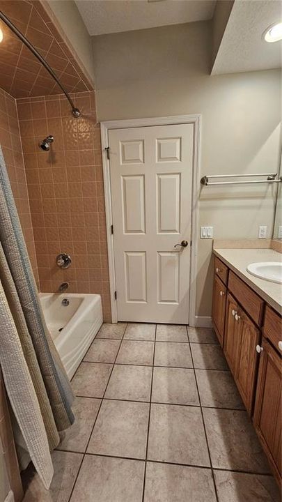 На продажу: $719,900 (3 спален, 2 ванн, 2491 Квадратных фут)