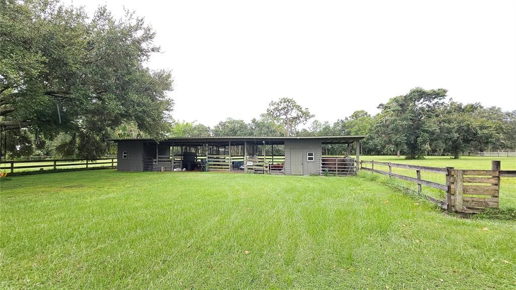 На продажу: $719,900 (3 спален, 2 ванн, 2491 Квадратных фут)