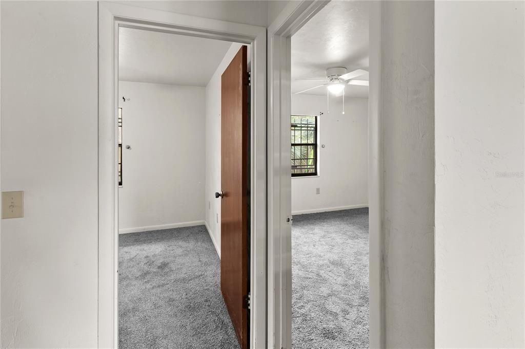 For Rent: $1,095 (2 beds, 1 baths, 1740 Square Feet)