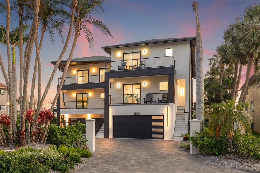 For Rent: $6,000 (3 beds, 3 baths, 1636 Square Feet)