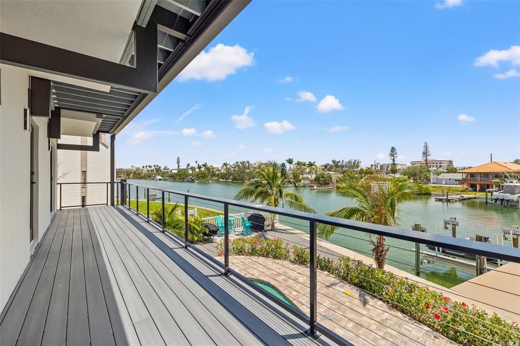 For Rent: $6,000 (3 beds, 3 baths, 1636 Square Feet)