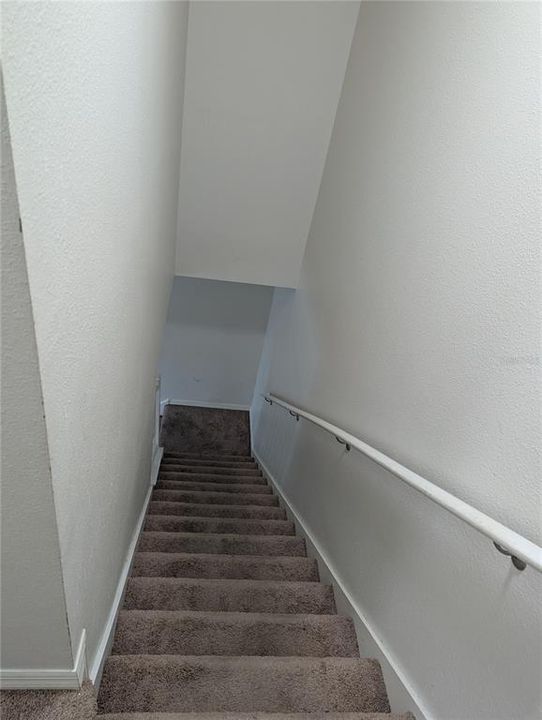 For Rent: $1,800 (3 beds, 2 baths, 1200 Square Feet)