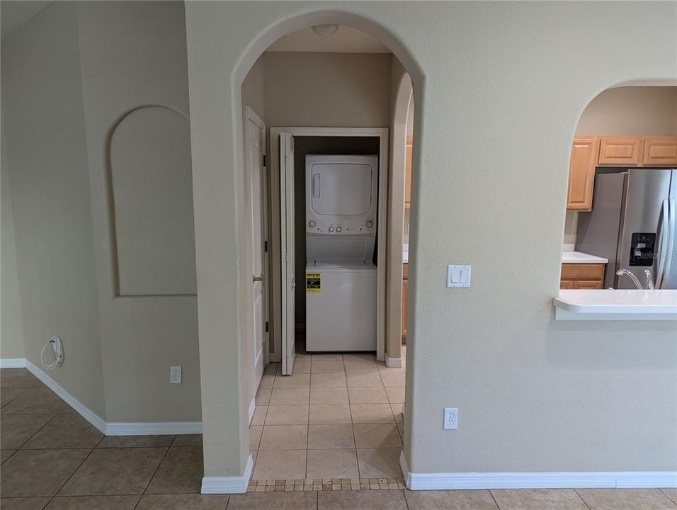 For Rent: $1,800 (3 beds, 2 baths, 1200 Square Feet)