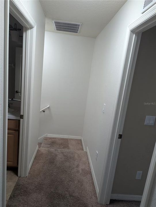 For Rent: $1,800 (3 beds, 2 baths, 1200 Square Feet)