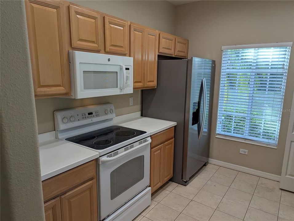 For Rent: $1,800 (3 beds, 2 baths, 1200 Square Feet)