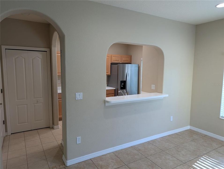 For Rent: $1,800 (3 beds, 2 baths, 1200 Square Feet)