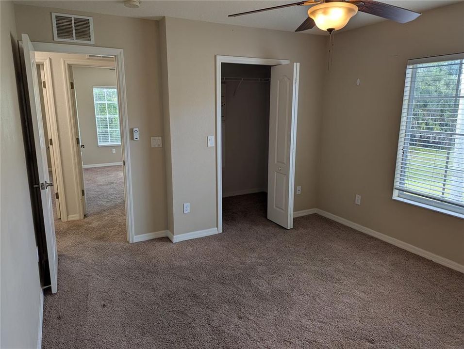 For Rent: $1,800 (3 beds, 2 baths, 1200 Square Feet)