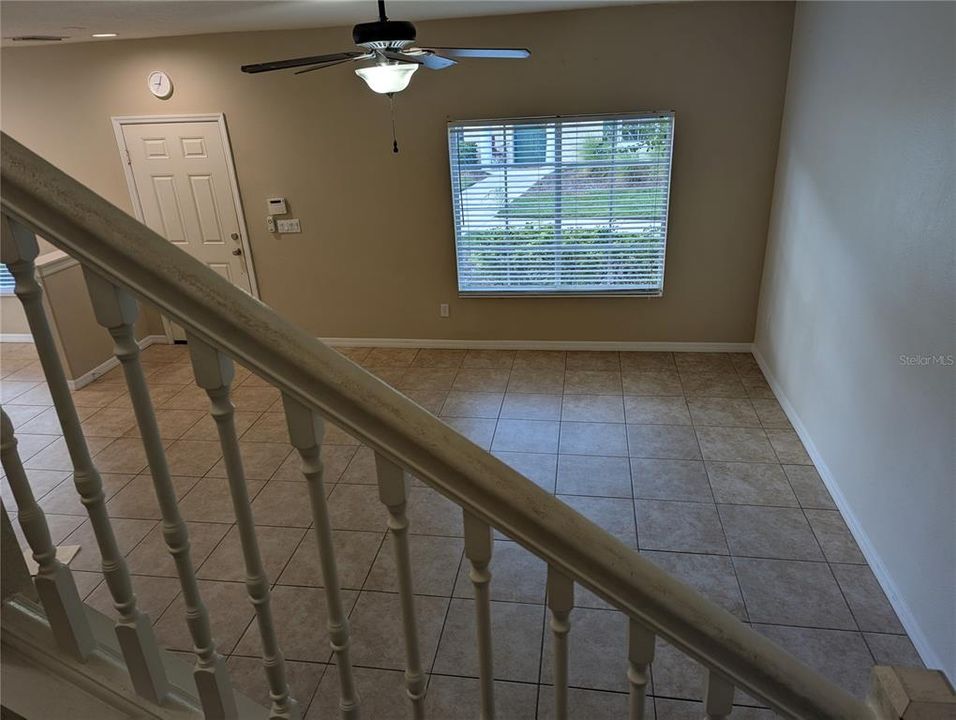 For Rent: $1,800 (3 beds, 2 baths, 1200 Square Feet)