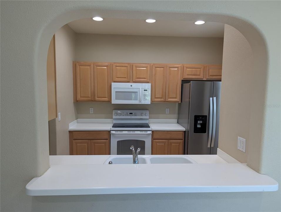 For Rent: $1,800 (3 beds, 2 baths, 1200 Square Feet)