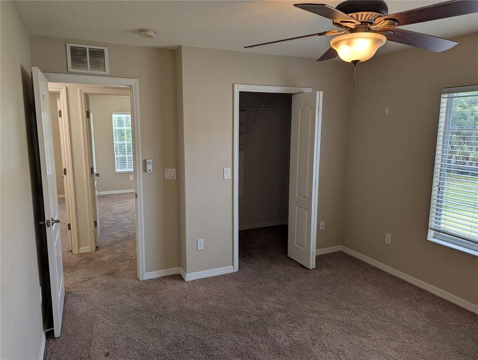 For Rent: $1,800 (3 beds, 2 baths, 1200 Square Feet)