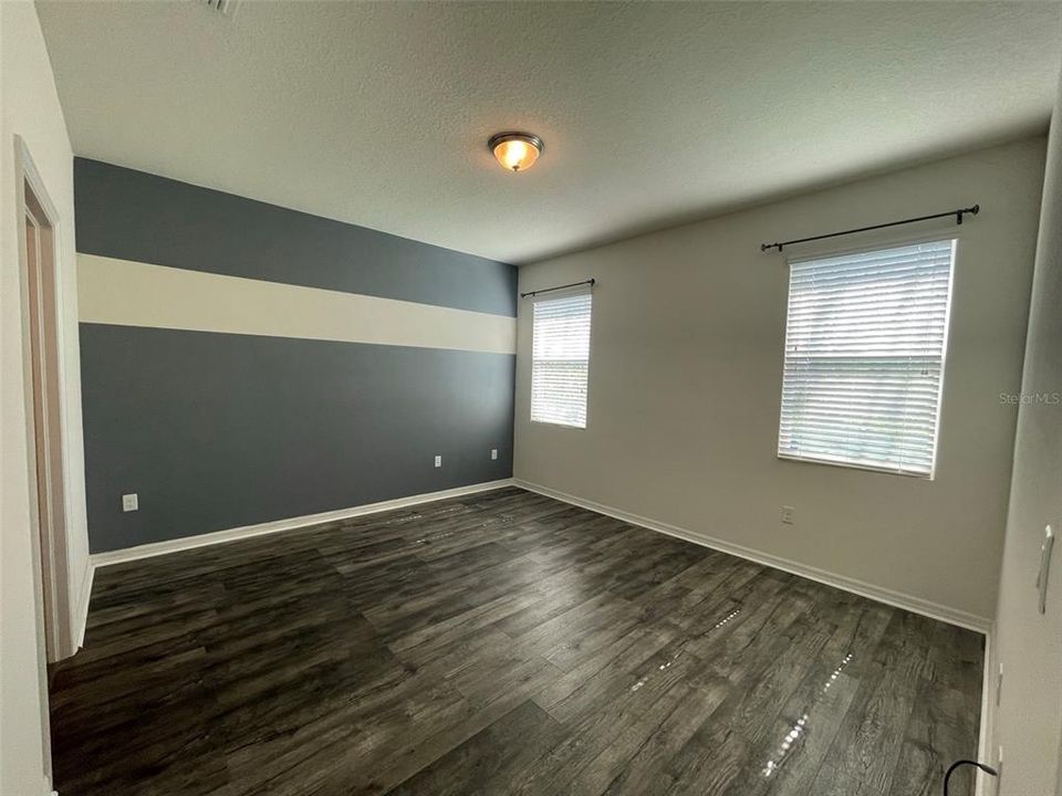 For Rent: $2,200 (3 beds, 2 baths, 1662 Square Feet)