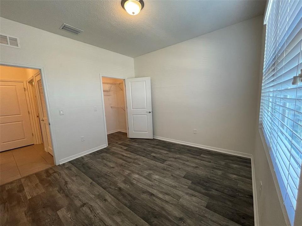 For Rent: $2,200 (3 beds, 2 baths, 1662 Square Feet)