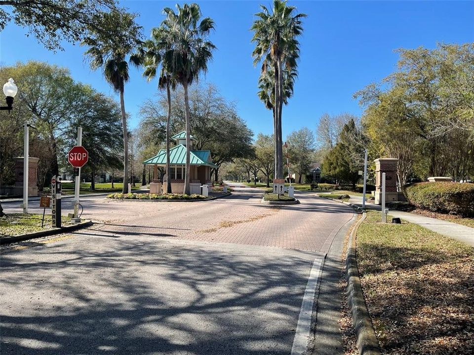 For Rent: $2,200 (3 beds, 2 baths, 1662 Square Feet)