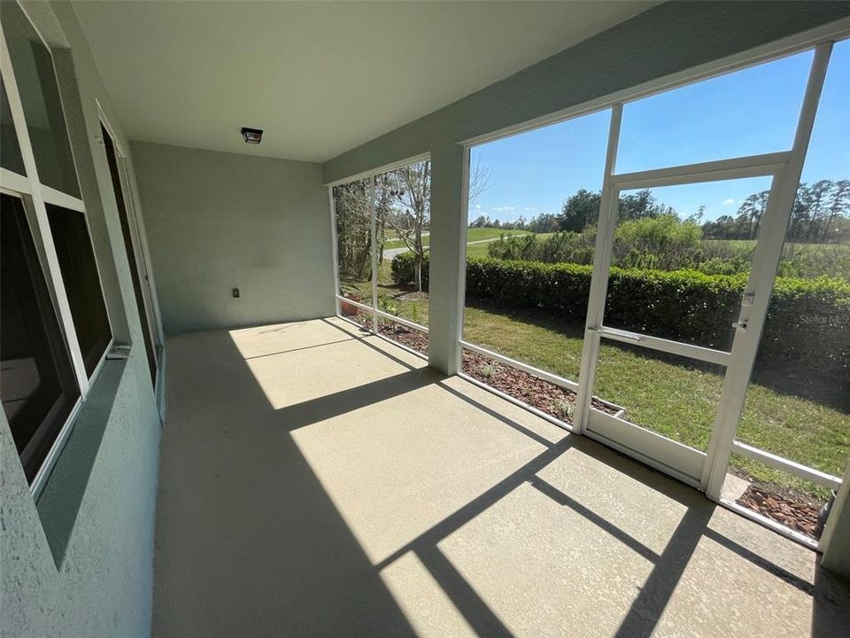 For Rent: $2,200 (3 beds, 2 baths, 1662 Square Feet)