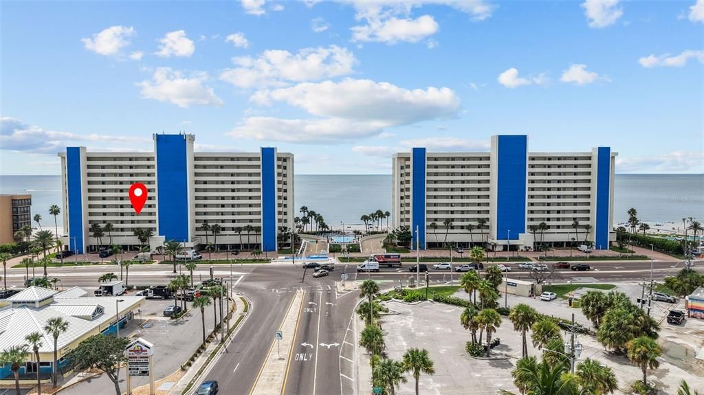 For Sale: $1,290,000 (2 beds, 2 baths, 1225 Square Feet)