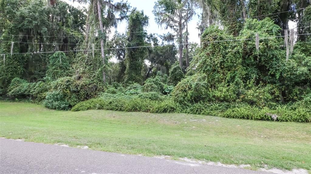 Active With Contract: $140,000 (2.16 acres)