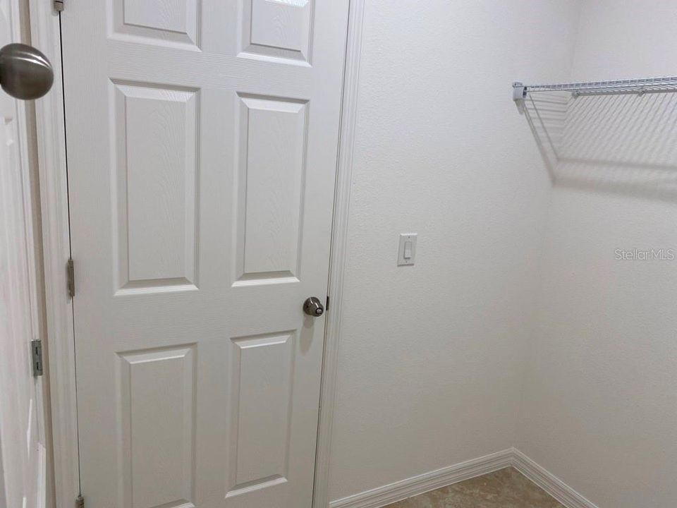 出租: $2,195 (3 贝兹, 2 浴室, 1565 平方英尺)