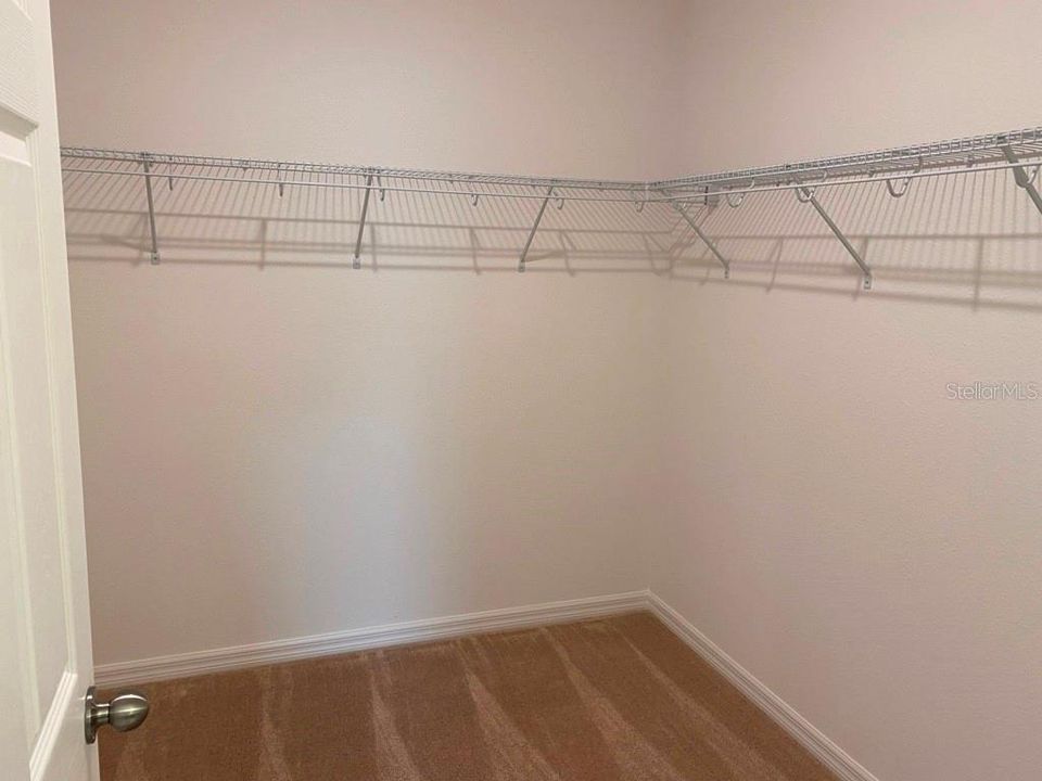 出租: $2,195 (3 贝兹, 2 浴室, 1565 平方英尺)