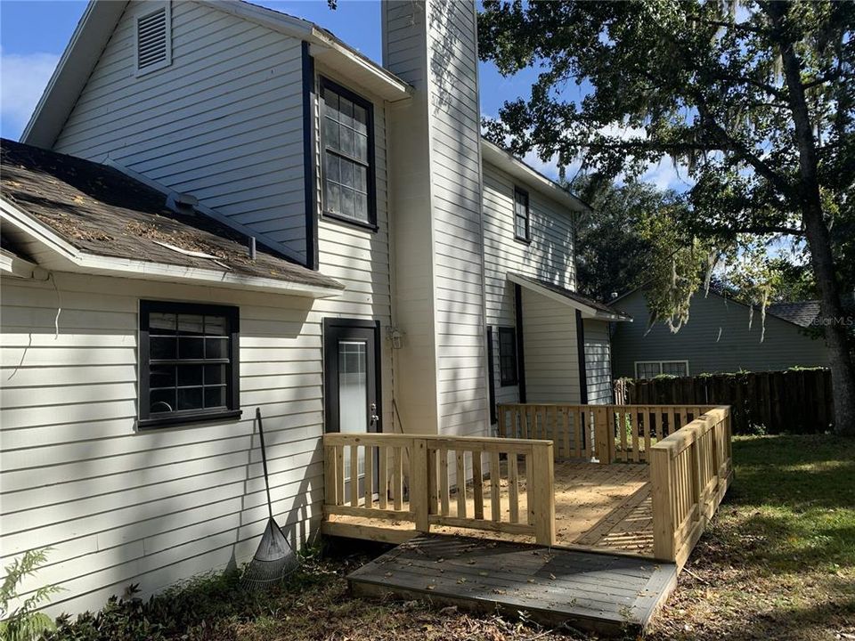 出租: $2,250 (3 贝兹, 2 浴室, 1814 平方英尺)