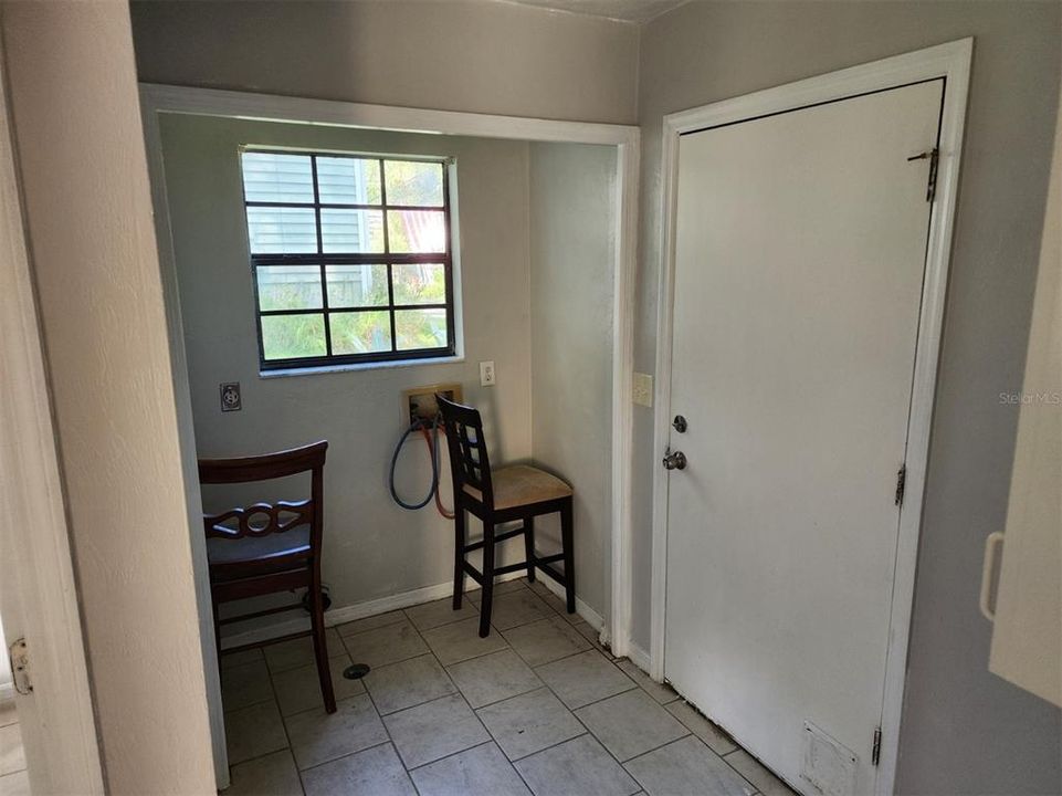 出租: $2,250 (3 贝兹, 2 浴室, 1814 平方英尺)