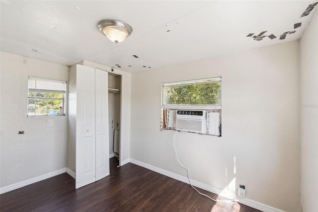 En Renta: $700 (1 camas, 1 baños, 450 Pies cuadrados)