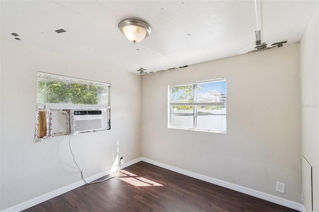 En Renta: $700 (1 camas, 1 baños, 450 Pies cuadrados)