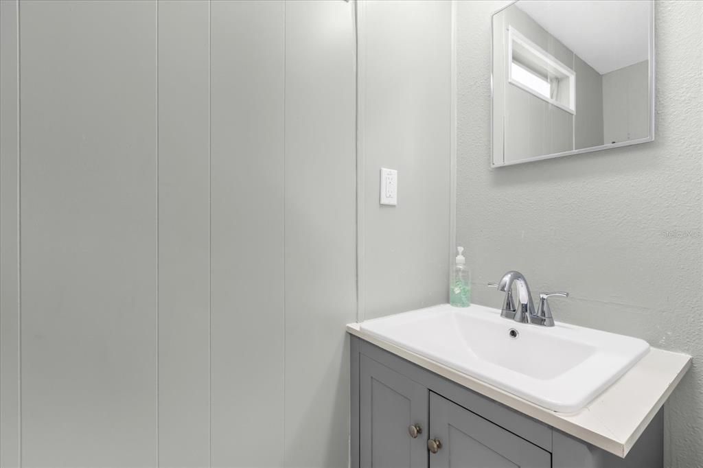 На продажу: $50,000 (3 спален, 2 ванн, 552 Квадратных фут)