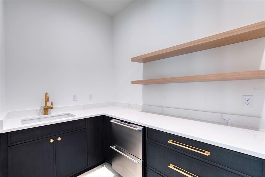 待售: $1,600,000 (3 贝兹, 3 浴室, 3526 平方英尺)