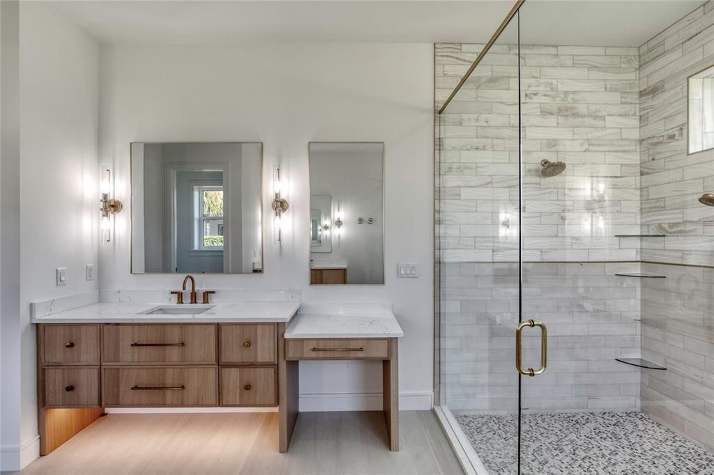 待售: $1,600,000 (3 贝兹, 3 浴室, 3526 平方英尺)