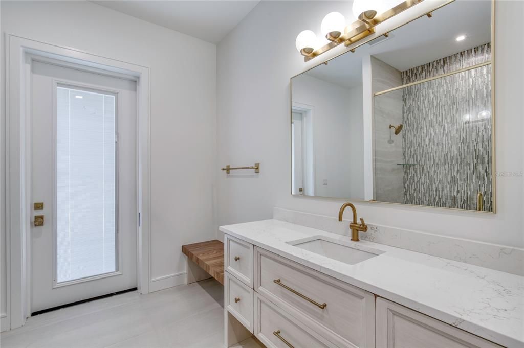 待售: $1,600,000 (3 贝兹, 3 浴室, 3526 平方英尺)