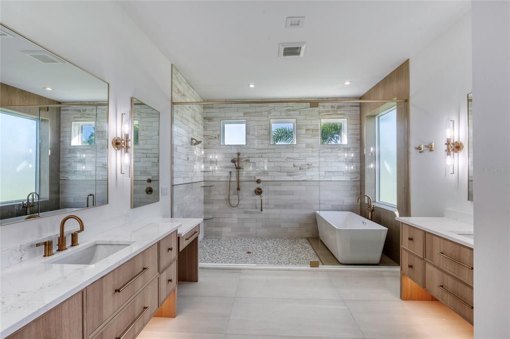 待售: $1,600,000 (3 贝兹, 3 浴室, 3526 平方英尺)