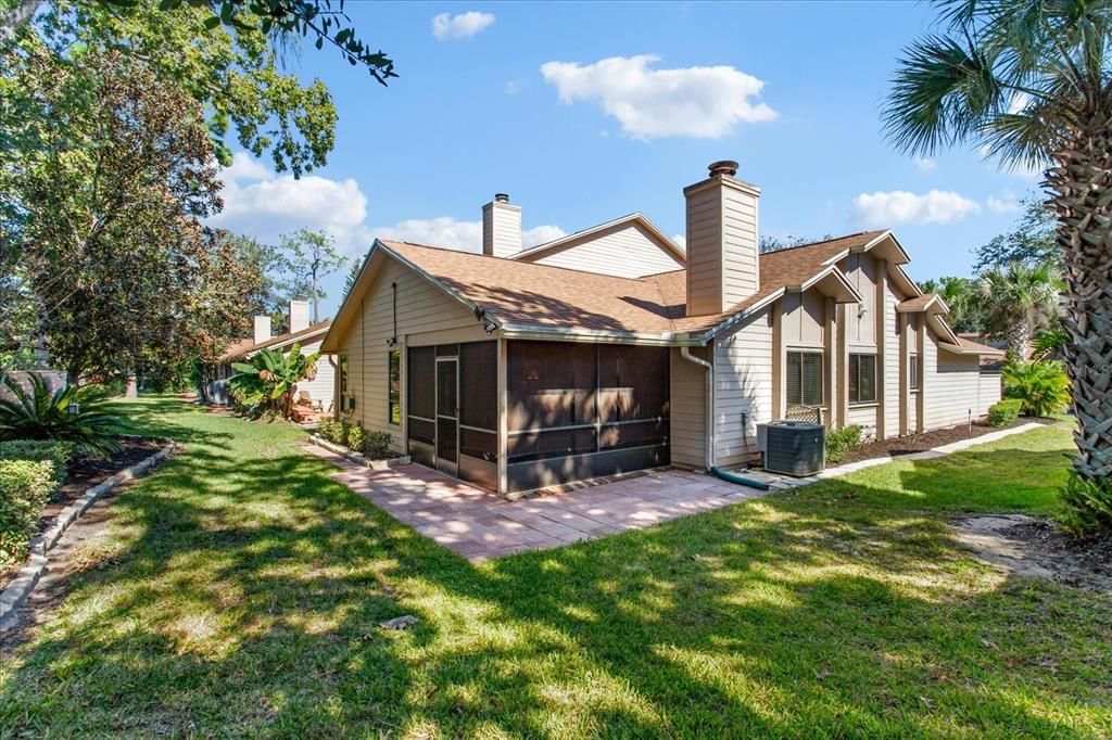 合同活跃: $329,500 (3 贝兹, 2 浴室, 1484 平方英尺)