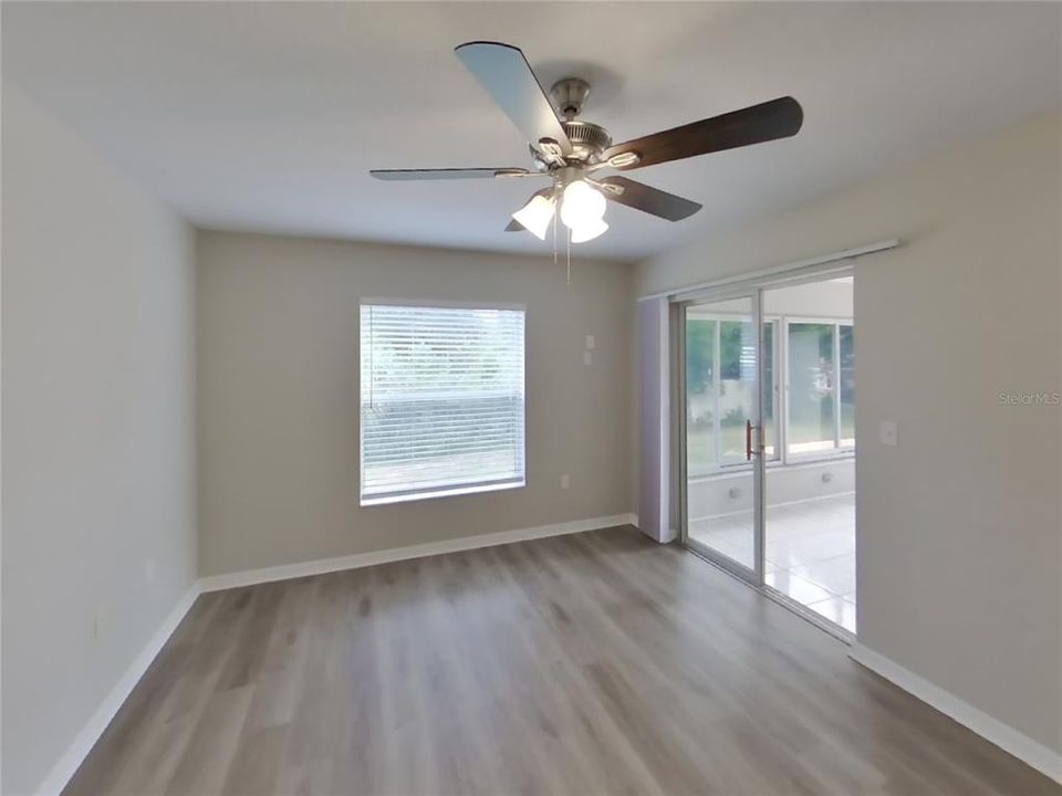 For Rent: $1,689 (3 beds, 3 baths, 1345 Square Feet)