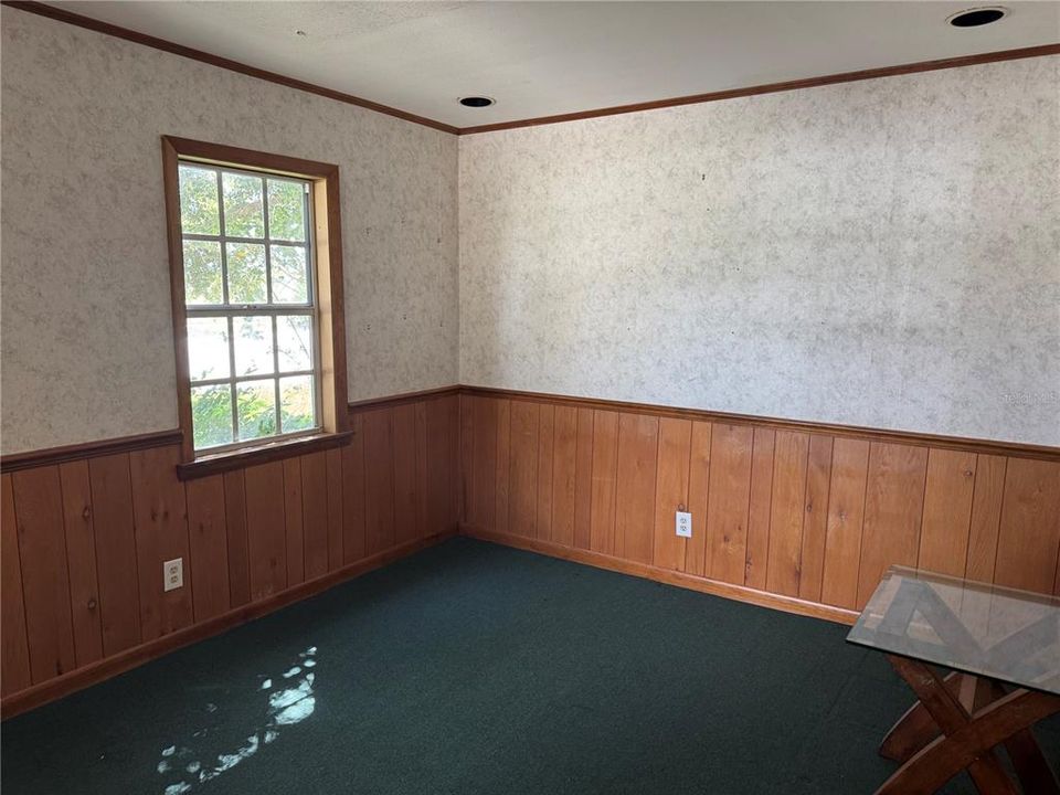 待售: $275,000 (0 贝兹, 0 浴室, 838 平方英尺)