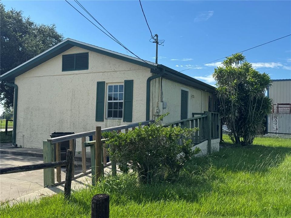 待售: $275,000 (0 贝兹, 0 浴室, 838 平方英尺)